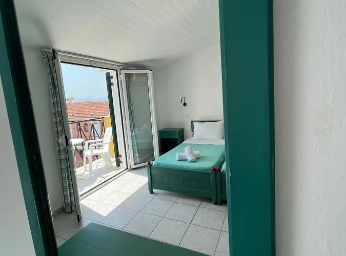 Hotel Meraki Kávos